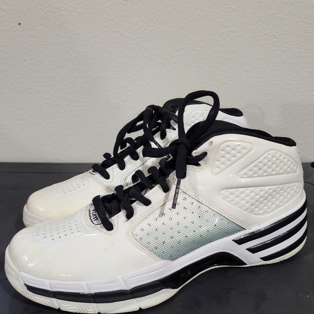 Adidas, Mad Clima Basketball Shoe, Like New